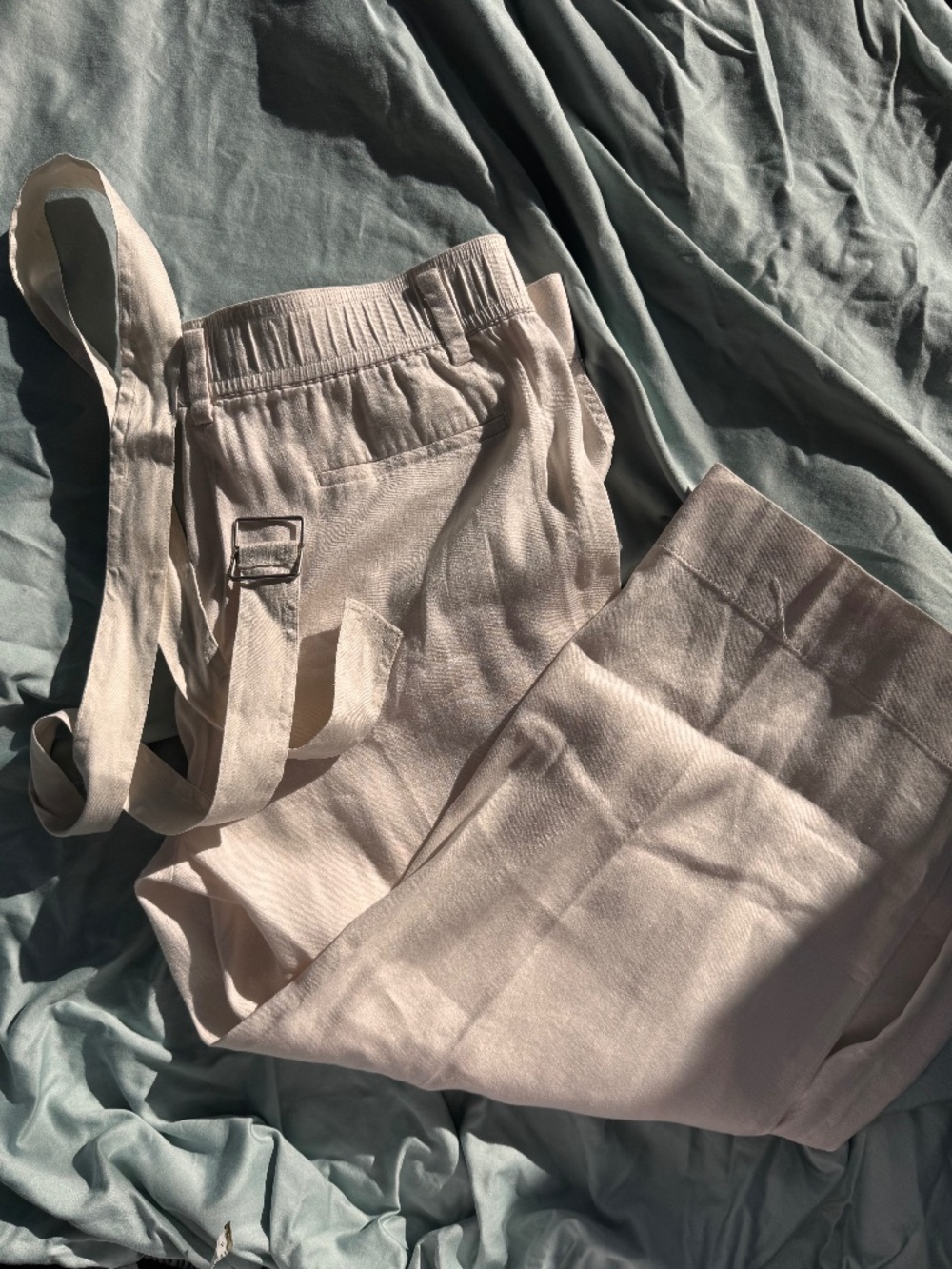 LOFT Cream Wide-Leg Pants – Size L, High Waist w/ Belt